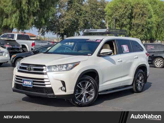 2018 Toyota Highlander LE V6 AWD, JS844270, Photo 1