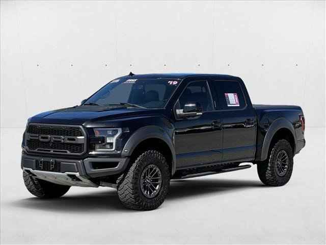 2019 Chevrolet Silverado 1500 4WD Crew Cab 147" LT Trail Boss, KG301871, Photo 1