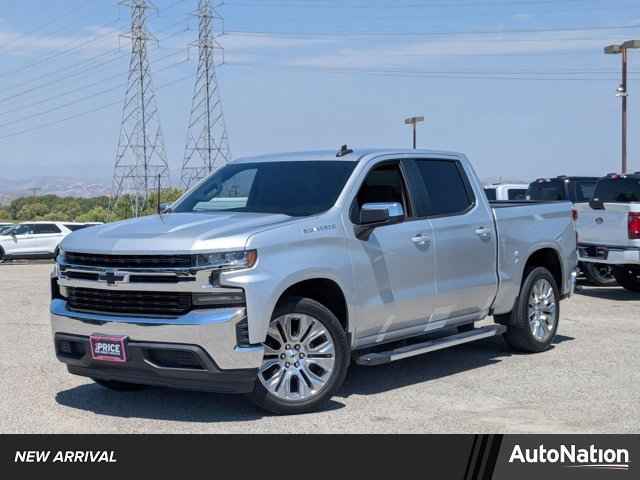 2018 Chevrolet Silverado 1500 2WD Crew Cab 143.5" LT w/1LT, JG562391, Photo 1