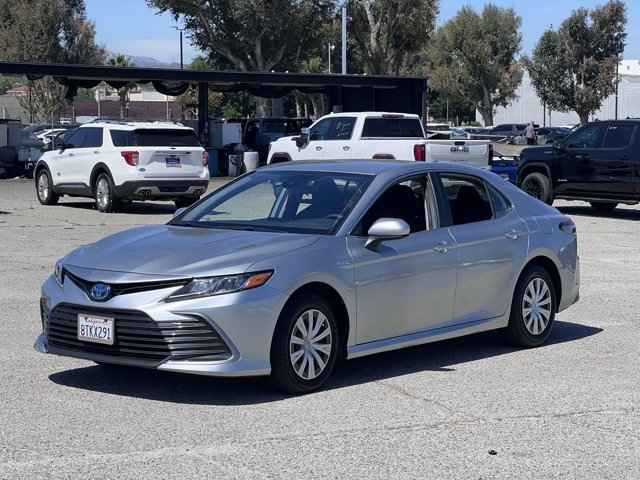 2020 Toyota Camry LE Auto, LU325057, Photo 1