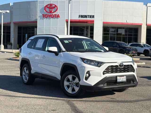 2021 Toyota C-hr LE FWD, M1111641T, Photo 1