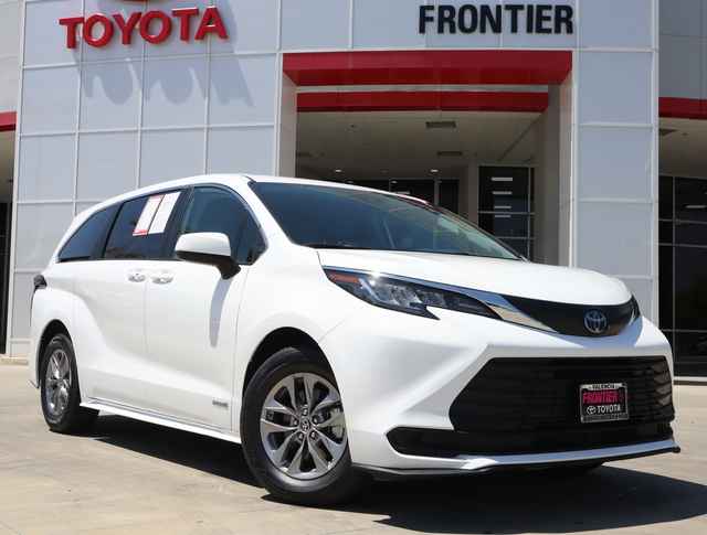 2019 Toyota Sienna LE FWD 8-Passenger, KS972348P, Photo 1