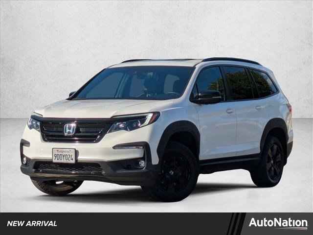 2022 Toyota Highlander LE FWD, NS143165, Photo 1