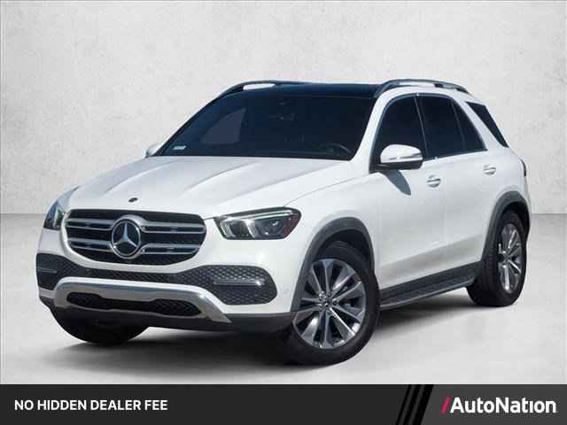 2022 Volkswagen Taos SE FWD, NM020482, Photo 1
