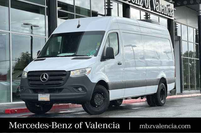 2023 Mercedes-Benz Sprinter Cargo Van 2500 Standard Roof I4 Gas 144" RWD, 4N3119, Photo 1