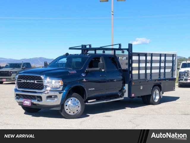 2022 Ram 5500 Chassis Cab SLT 4x4 Crew Cab 84" CA 197.4" WB, NG104798, Photo 1