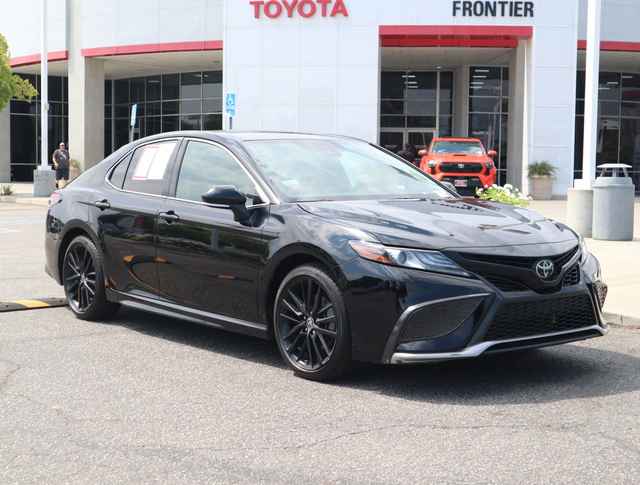 2023 Toyota Camry SE Auto, PU828758R, Photo 1