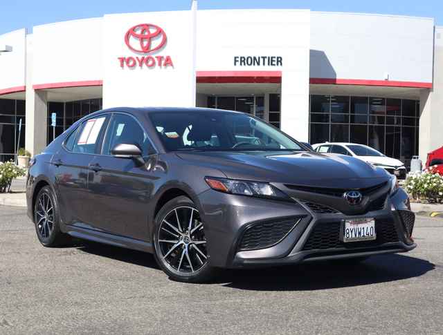 2022 Toyota Camry LE Auto AWD, NU052537TT, Photo 1