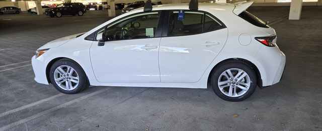 2022 Toyota Corolla Hatchback SE CVT, N3171436P, Photo 1