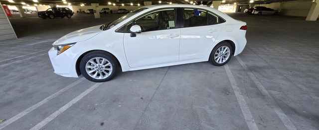 2022 Toyota Corolla Hybrid LE CVT, NJ036681T, Photo 1