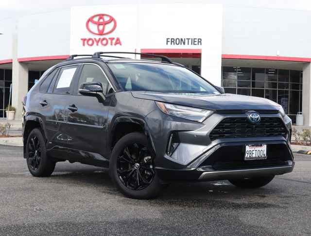 2022 Toyota RAV4 XLE Premium FWD, NW197127P, Photo 1