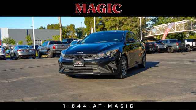 2023 Kia Forte LXS IVT, 124998, Photo 1