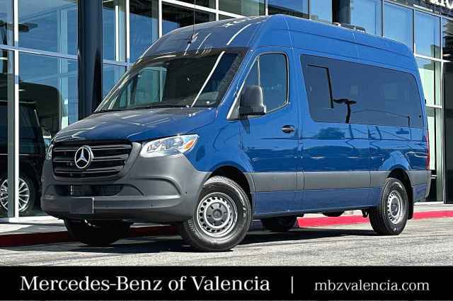 2025 Mercedes-Benz Sprinter Passenger Van 2500 Standard Roof I4 Diesel HO 144" RWD, 4N6167, Photo 1