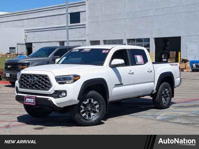 2014 Nissan Frontier 4WD Crew Cab SWB Auto PRO-4X, EN756825, Photo 1