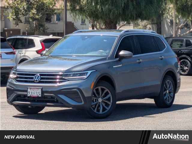 2022 Volkswagen Taos SE FWD, NM059147, Photo 1