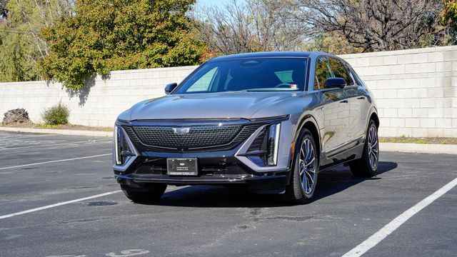 2024 Cadillac Lyriq 4-door Luxury w/1SE, 124398, Photo 1