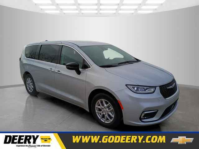 2017 Dodge Grand Caravan SXT Wagon, PB8357, Photo 1