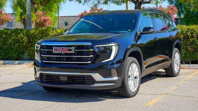 2024 Gmc Acadia FWD 4-door Elevation, 2242453, Photo 1