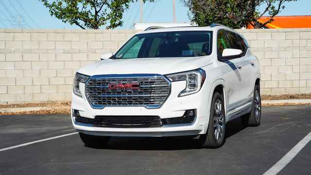 2022 Gmc Yukon Xl 4WD 4-door SLT, 123987, Photo 1