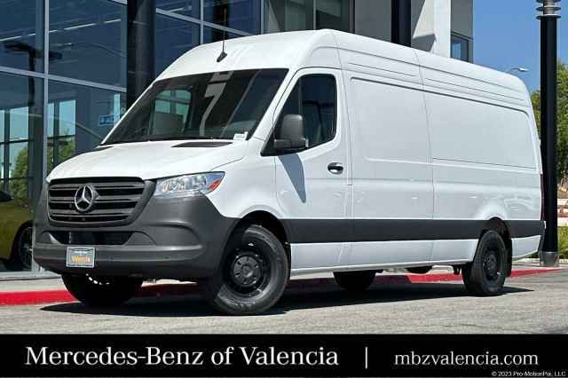 2020 Mercedes-Benz Sprinter Cargo Van 2500 Standard Roof V6 144" 4WD, 4D21910, Photo 1