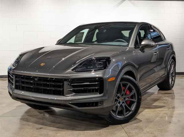 2024 Porsche Cayenne AWD, PLSC240243, Photo 1