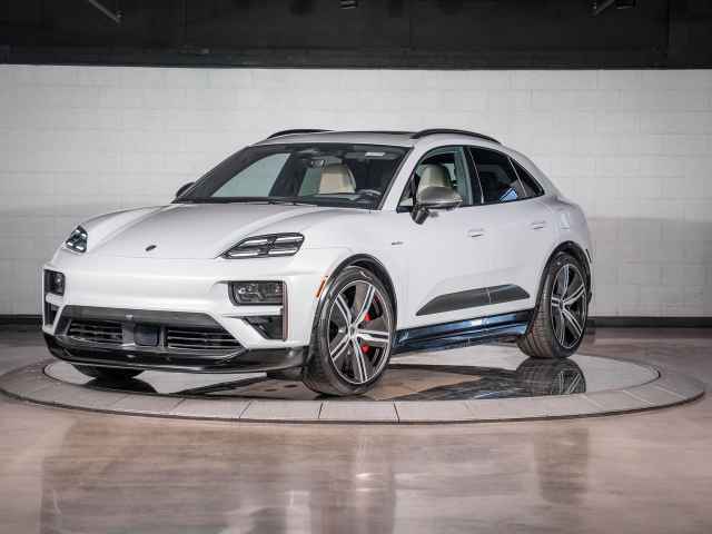 2024 Porsche Macan S AWD, SC250278A, Photo 1