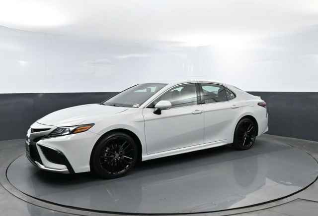 2026 Toyota Camry LE, 17239R, Photo 1