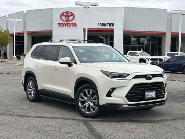 2024 Toyota Sequoia Platinum 4WD, RX029365T, Photo 1