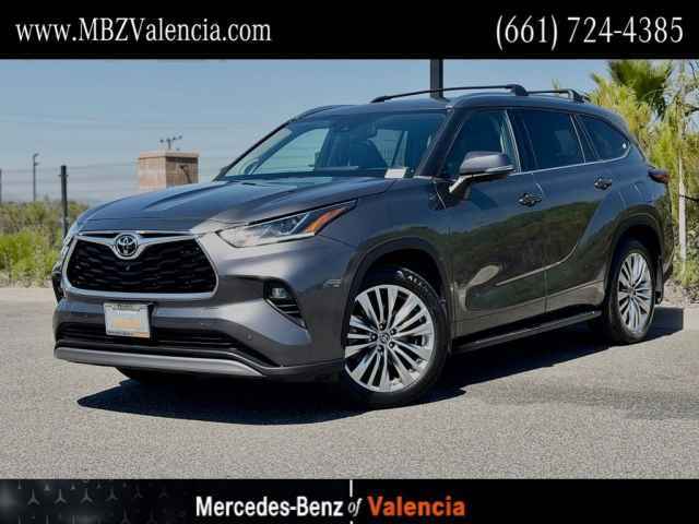 2025 Toyota Corolla Cross L 2WD, 4L992A, Photo 1