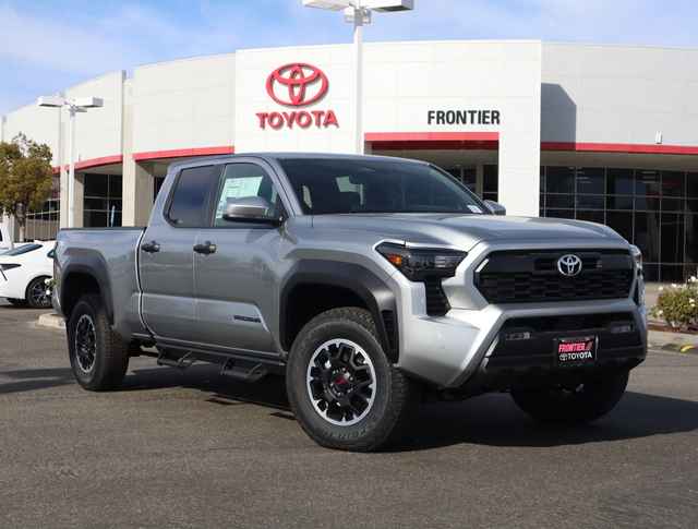 2024 Toyota Tacoma 4WD SR5 Double Cab 5' Bed AT, RM080415, Photo 1