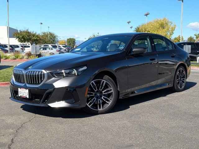 2025 BMW 5 Series 540i xDrive Sedan, SCU33052, Photo 1