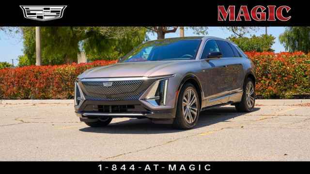 2025 Cadillac Lyriq 4-door Luxury w/1SC, 125121, Photo 1