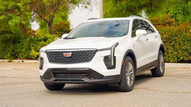 2025 Cadillac Xt4 FWD 4-door Premium Luxury, 2251018, Photo 1