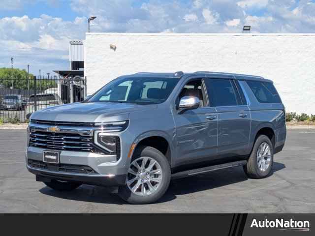2017 Chevrolet Suburban 2WD 4-door 1500 LT, HR400215, Photo 1