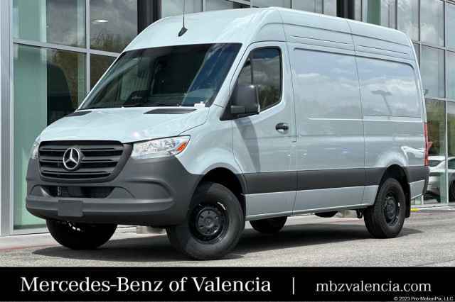 2025 Mercedes-Benz Sprinter Cargo Van 2500 Standard Roof I4 Diesel 144" RWD, 4N5451, Photo 1