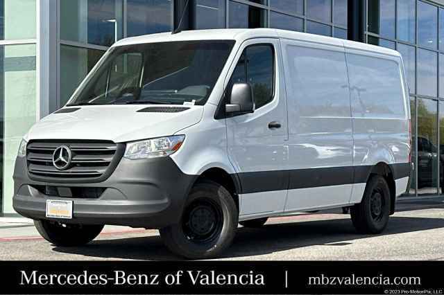 2025 Mercedes-Benz Sprinter Cargo Van 2500 Standard Roof I4 Diesel 144" RWD, 4N5371, Photo 1