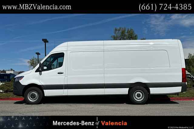 2025 Mercedes-Benz Sprinter Cargo Van 2500 Standard Roof I4 Diesel HO 144" AWD, 4N5815, Photo 1