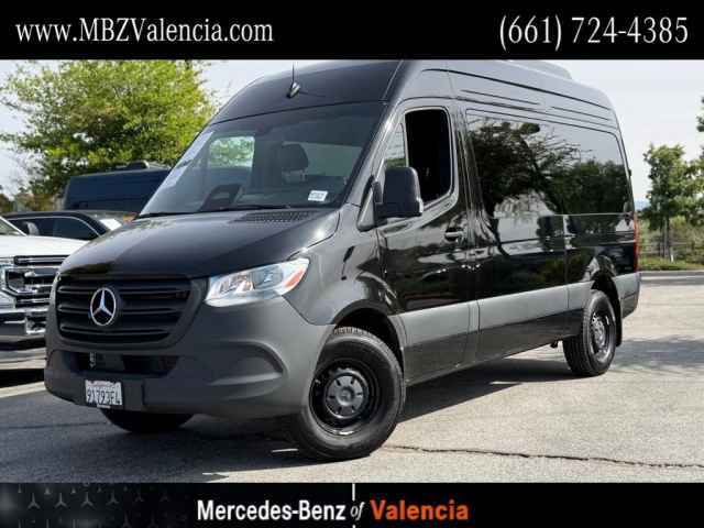 2025 Mercedes-Benz Sprinter Passenger Van 2500 Standard Roof I4 Diesel HO 144" RWD, 4N6097, Photo 1