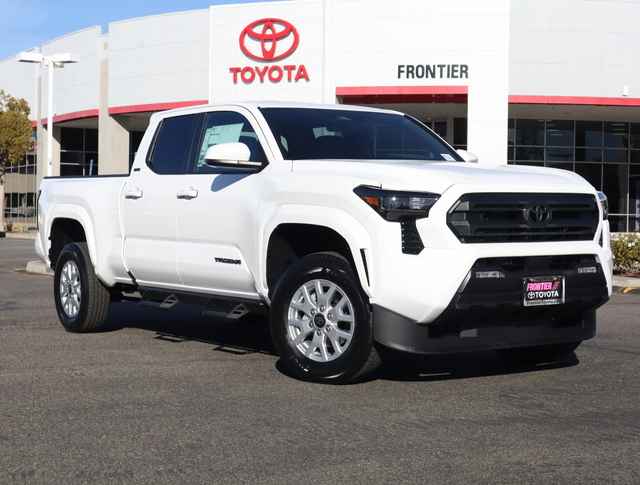 2025 Toyota Tacoma 2WD SR5 Double Cab 5' Bed AT, SM027092, Photo 1