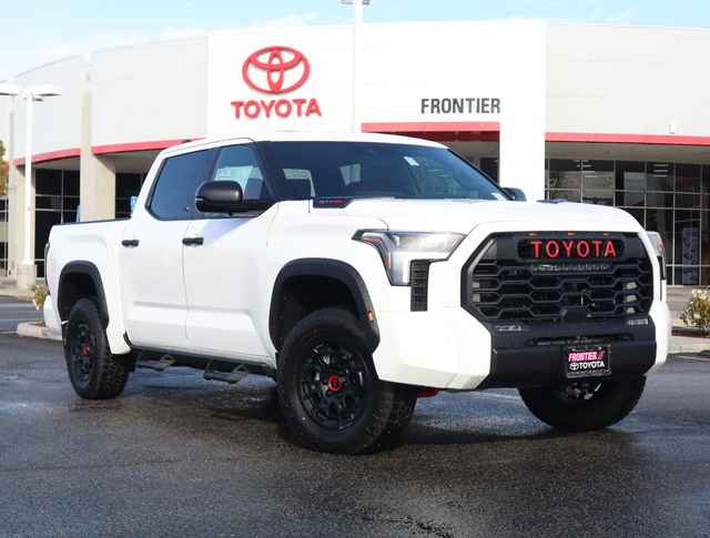 2025 TOYOTA TUNDRA Limited CrewMax 6.5' Bed, SX041889, Photo 1