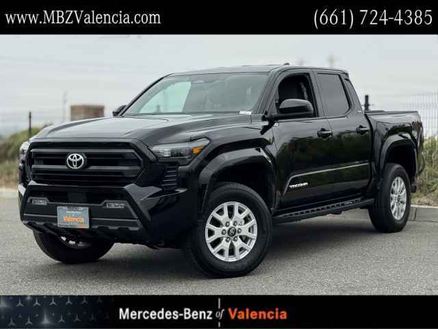 2017 Toyota Tacoma SR5 Double Cab 5' Bed V6 4x4 AT, 4L866A, Photo 1