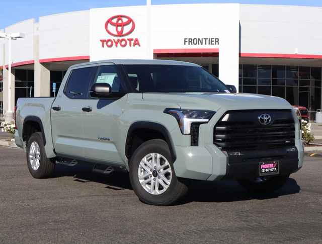 2025 Toyota Tacoma 2WD SR5 Double Cab 5' Bed AT, SM026312, Photo 1