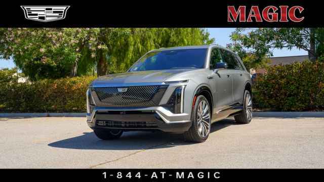 2026 Cadillac Lyriq 4-door LYRIQ-V Premium, 2261002, Photo 1