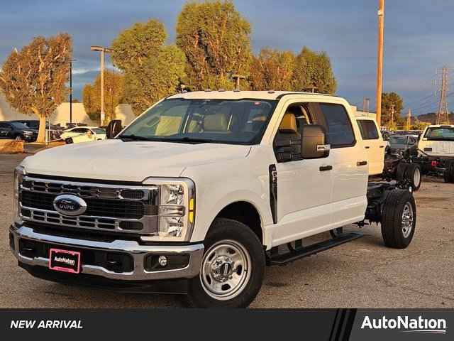 2026 Ford Super Duty F-350 SRW XL 2WD Crew Cab 179" WB 60" CA, TEC37802, Photo 1