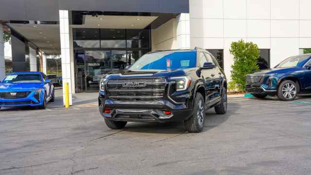 2026 Gmc Terrain FWD 4-door Elevation, 2262004L, Photo 1