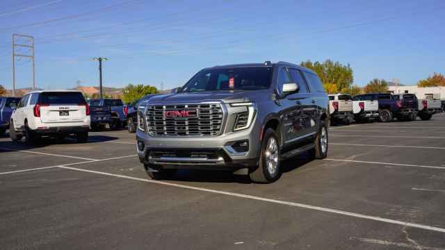 2026 GMC Yukon XL 4WD 4-door Denali, 2262226, Photo 1