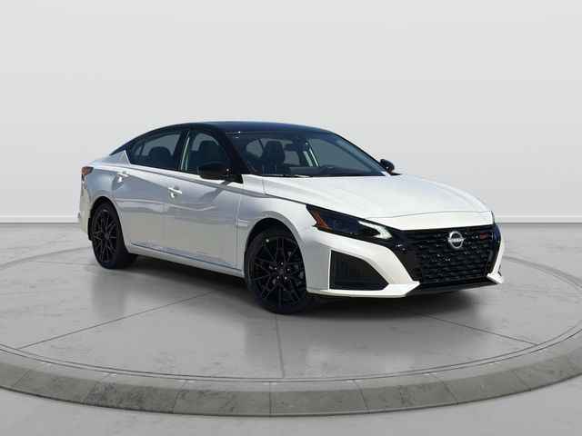 2026 Nissan Altima SR FWD, TN329771N, Photo 1