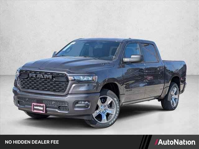 2026 Ram 1500 Express, TN407501, Photo 1