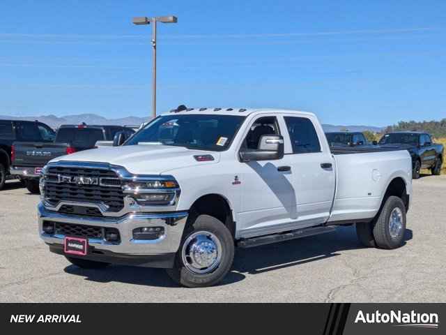 2026 Ram 3500 Limited 4x4 Crew Cab 8' Box, TG176057, Photo 1