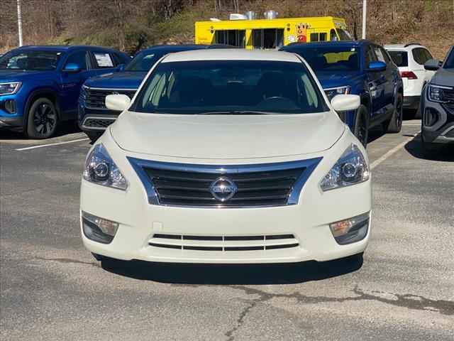 used 2013 Nissan Altima car, priced at $6,788